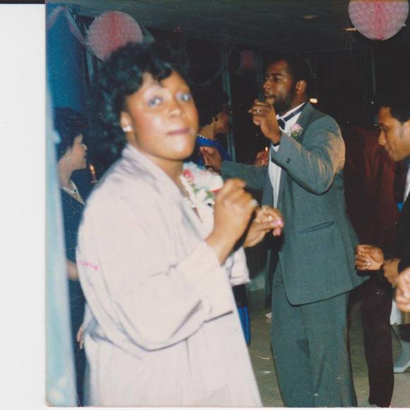 Meet your Posher, Lorna - Picture 1 of 1